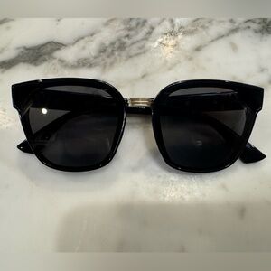 Stylish Black Sunglasses
